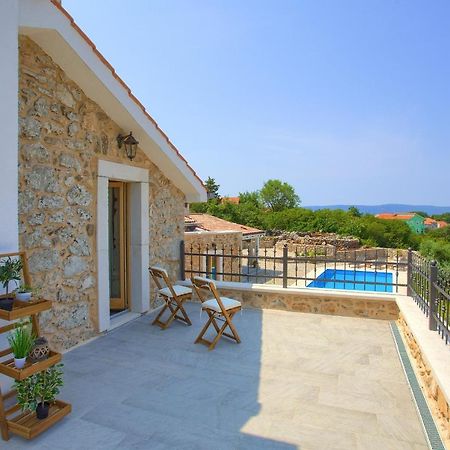 הוילה Vrh  Stone Mill House מראה חיצוני תמונה