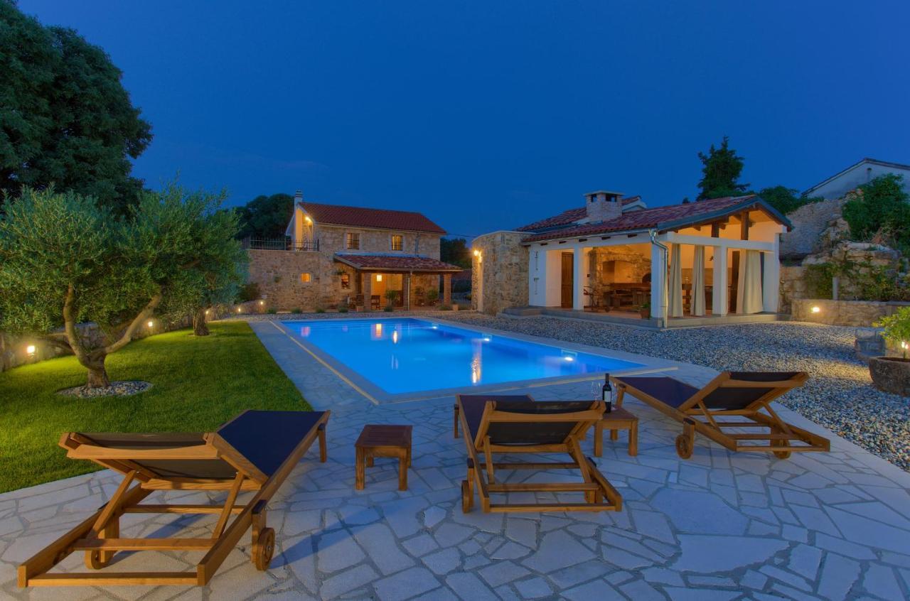 הוילה Vrh  Stone Mill House מראה חיצוני תמונה
