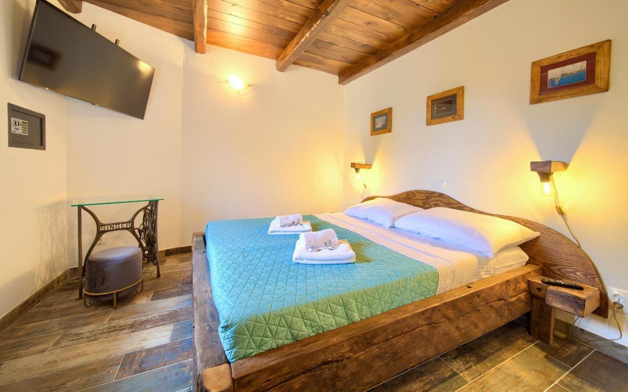 הוילה Vrh  Stone Mill House מראה חיצוני תמונה